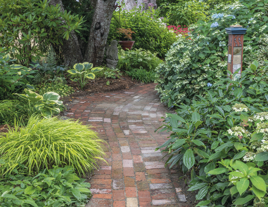 Good Value Garden Walk Stapled Calendar-7277