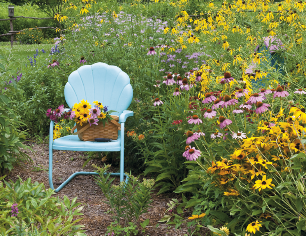 Good Value Garden Walk Stapled Calendar-7277