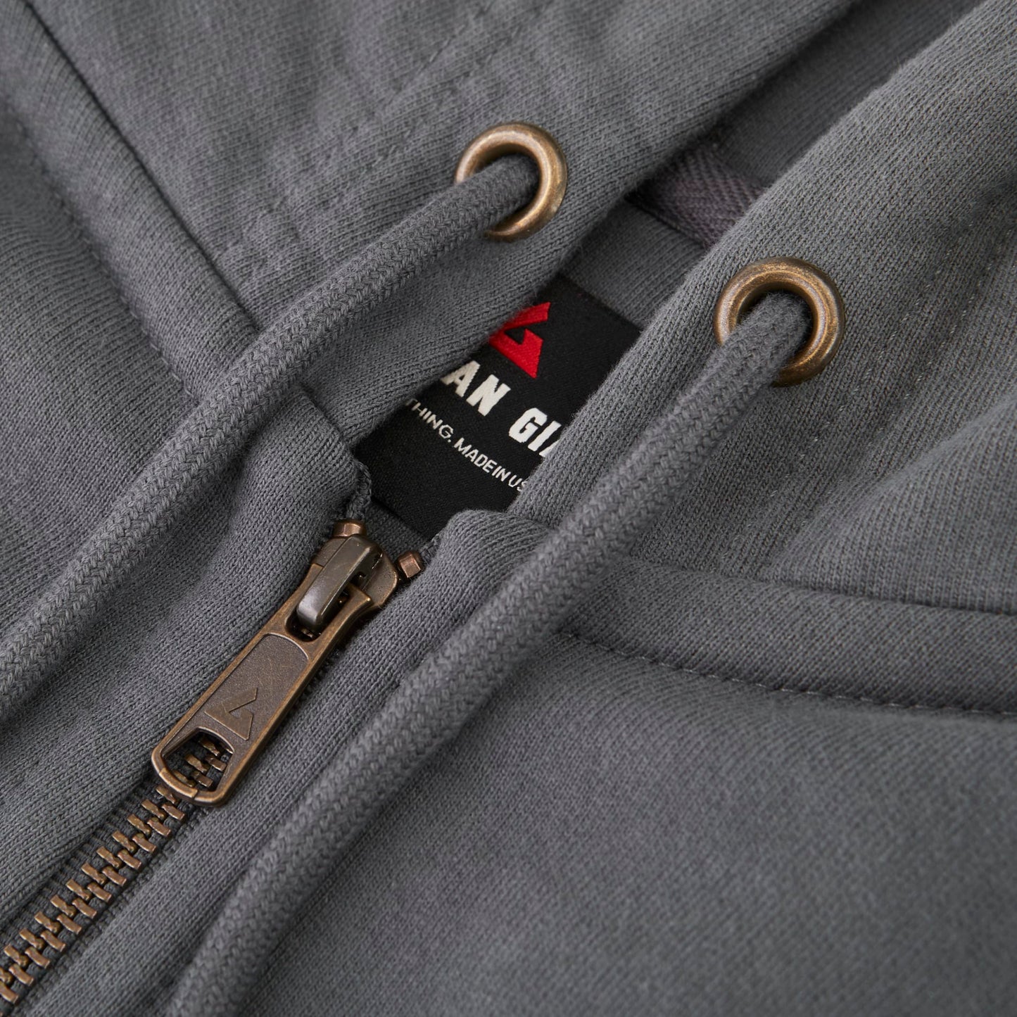 Image for TM18224_TM98224_945_B_Metal-aglets_detail-CROP.jpg