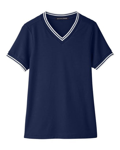 Women's CrownLux Performance® Plaited Tipped V-Neck Shirt