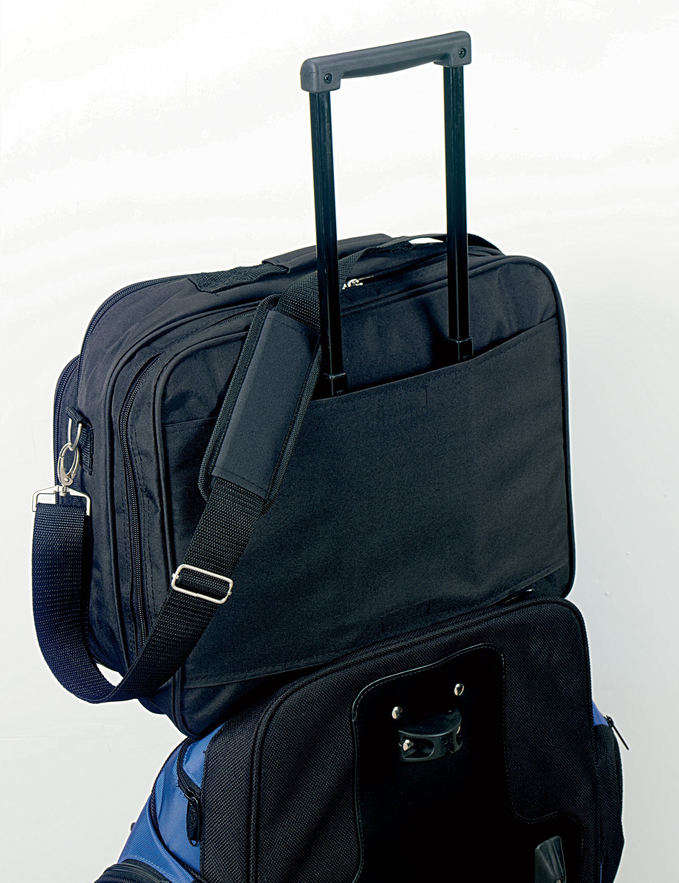 Paramount Brief-15235