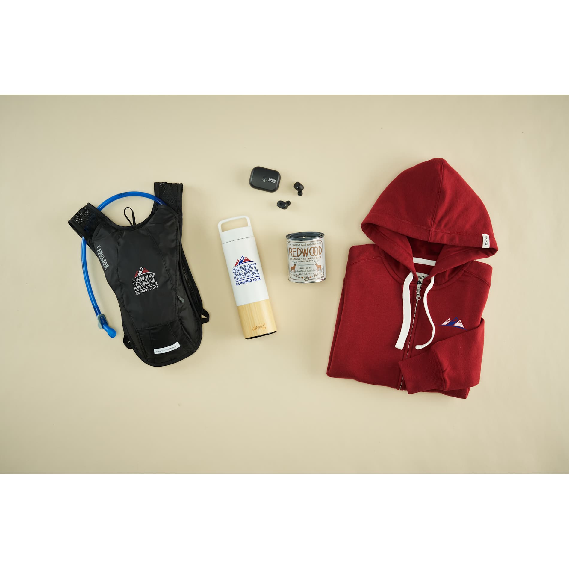 Image for 1627-56_TM18138_1629-01_7196-22_6000-04_Flatlay_BrandsThatGiveBack_D.jpg