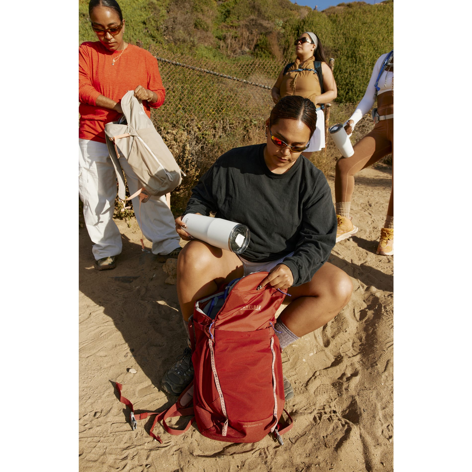 Image for 1627-80WH_B_LIFESTYLE.jpg