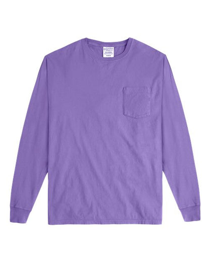 Unisex Garment-Dyed Long Sleeve T-Shirt With a Pocket