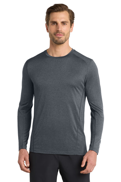 OGIO? Long Sleeve Pulse Crew. OE321