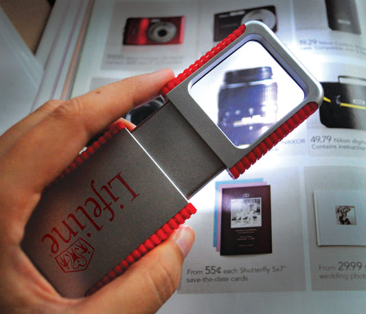 Good Value SlideOut Magnifier with Light-SLIDMAG