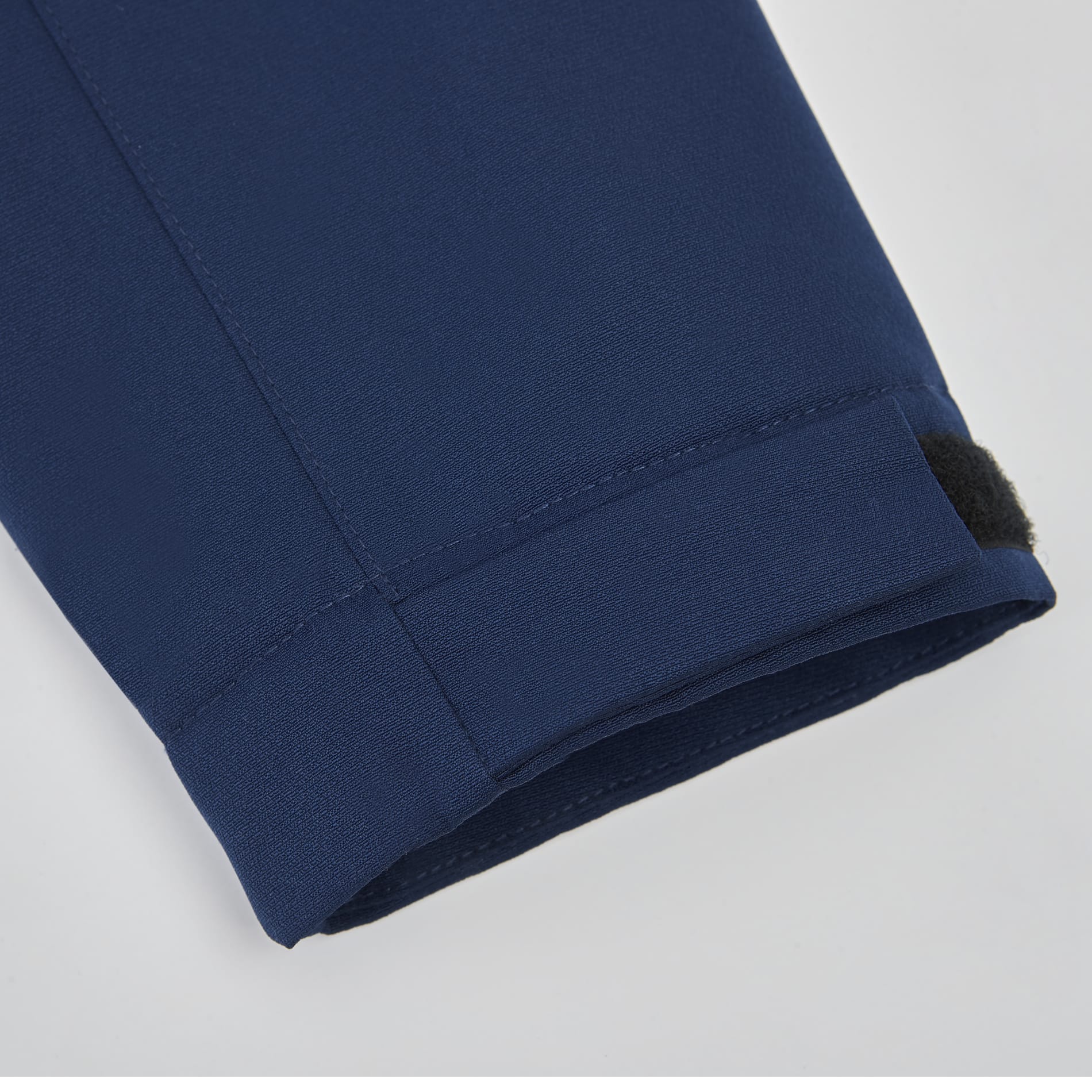 Image for TM19104_549_B_Detail-Cuff.jpg